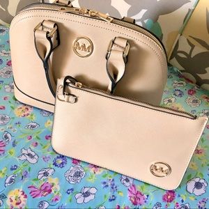 New Marilyn Monroe Bag Purse w/ makeup bag Nude